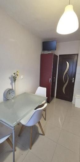 De închiriat apartament 3 camere Brâncoveanu - Poză 3