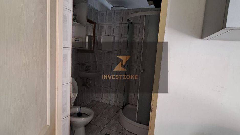 Proprietate 450 mp pe Calea Clujului cu teren de 787mp in Oradea - Poză 4