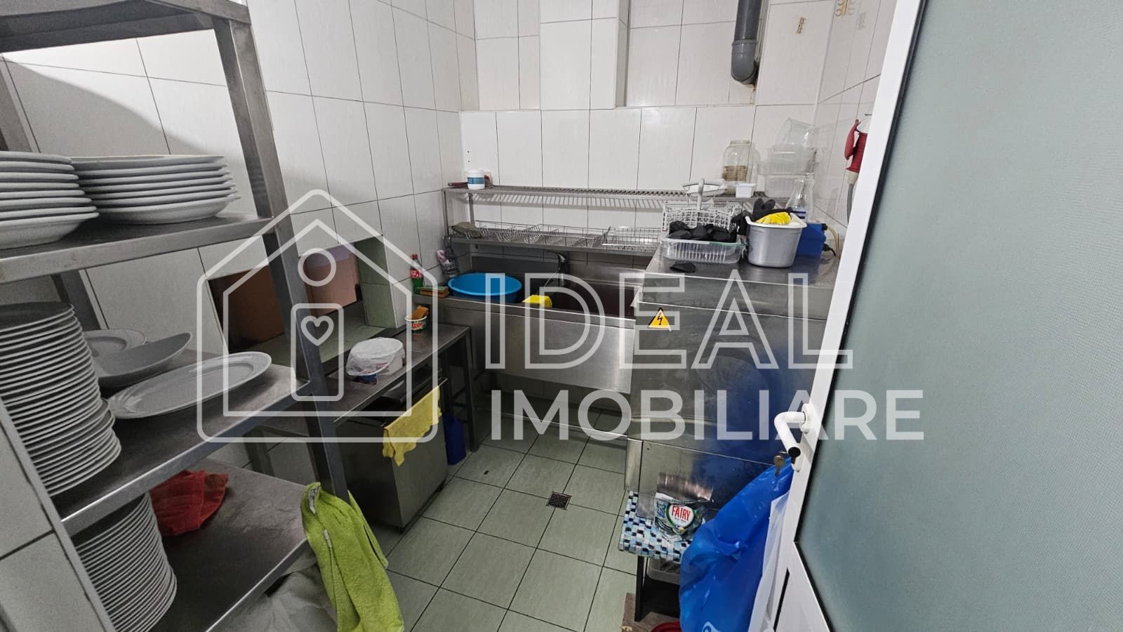 Complex turistic complet funcțional | Piscină, restaurant, 1.800 m - Poză 14