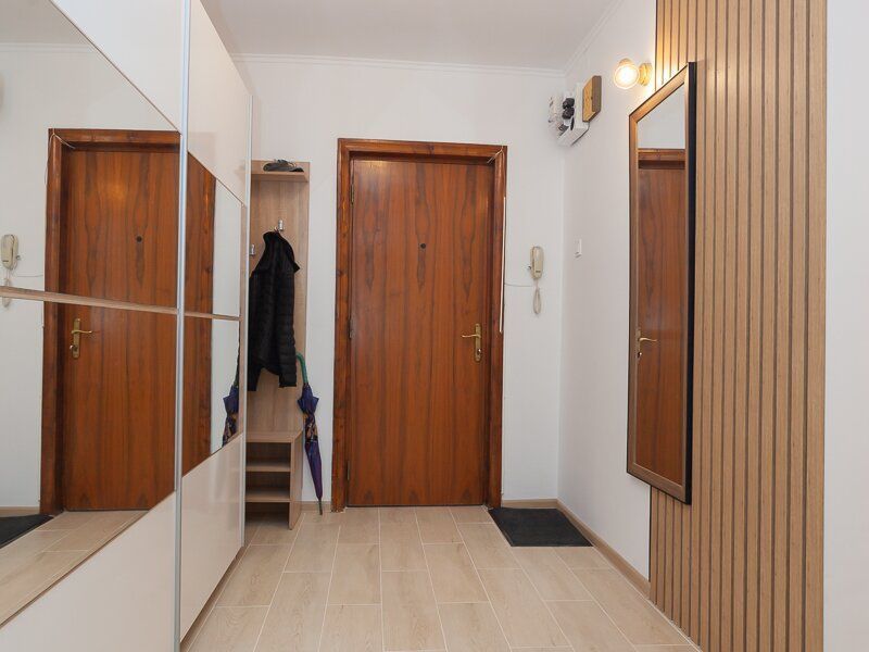 AP. 2 CAMERE- RAHOVA, BUCATARIE INCHISA, MOBILAT/ UTILAT MODERN - Poză 8