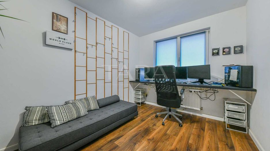 Apartament cu 2 dormitoare și garaj subteran zona Centrală Floresti. - Poză 4