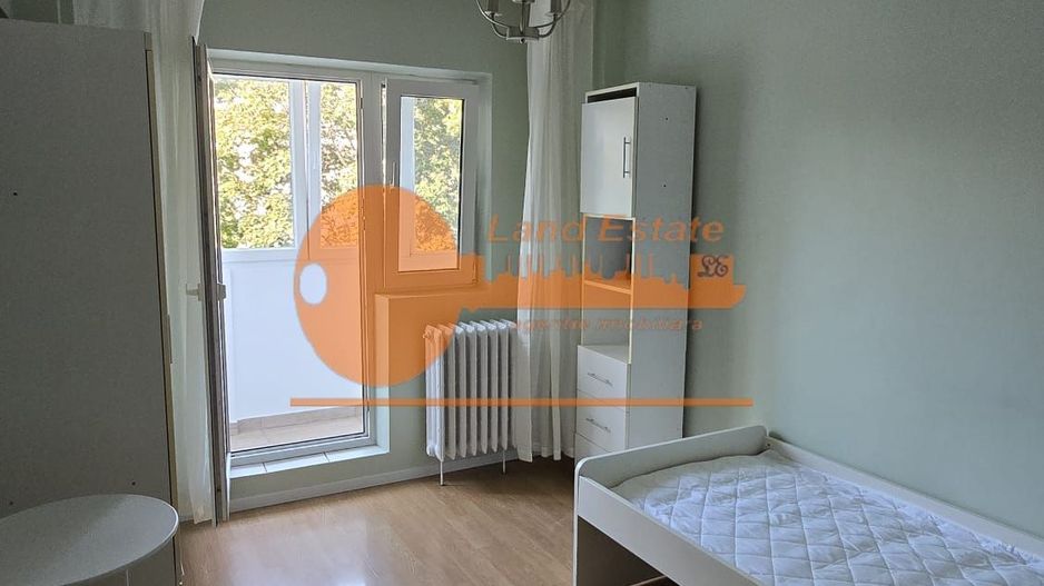 Apartament cu 4 camere in zona Lacul Tei - Bloc Reabilitat - Poză 13