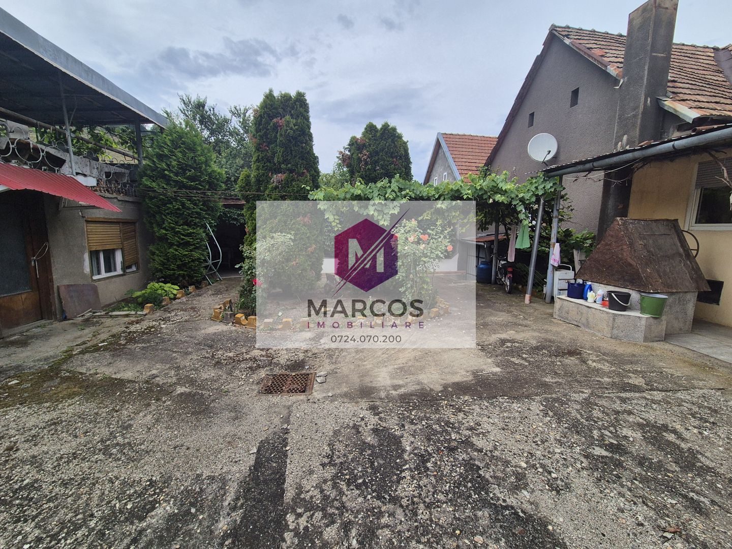 Vand casa 4 camere Moniom - Poză 9