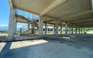 Constructie 3707 mp + Teren intravilan 8828 mp Sibiu /Selimbar - Poză 7