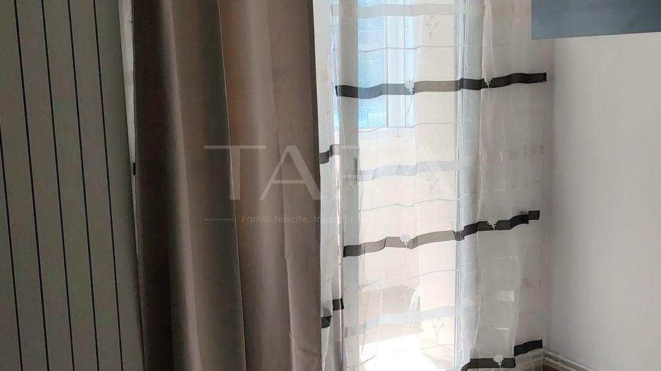 Apartament cu 4 camere, 70 mp, 3 dormitoare, 2 balcoane, La Terenuri. - Poză 5