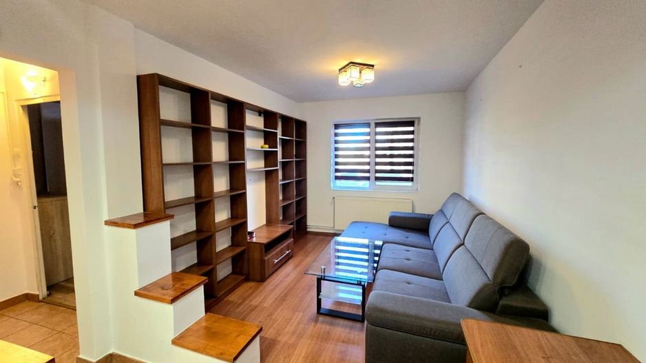 De închiriat apartament 3 camere Micro 16 Parter - Poză 11