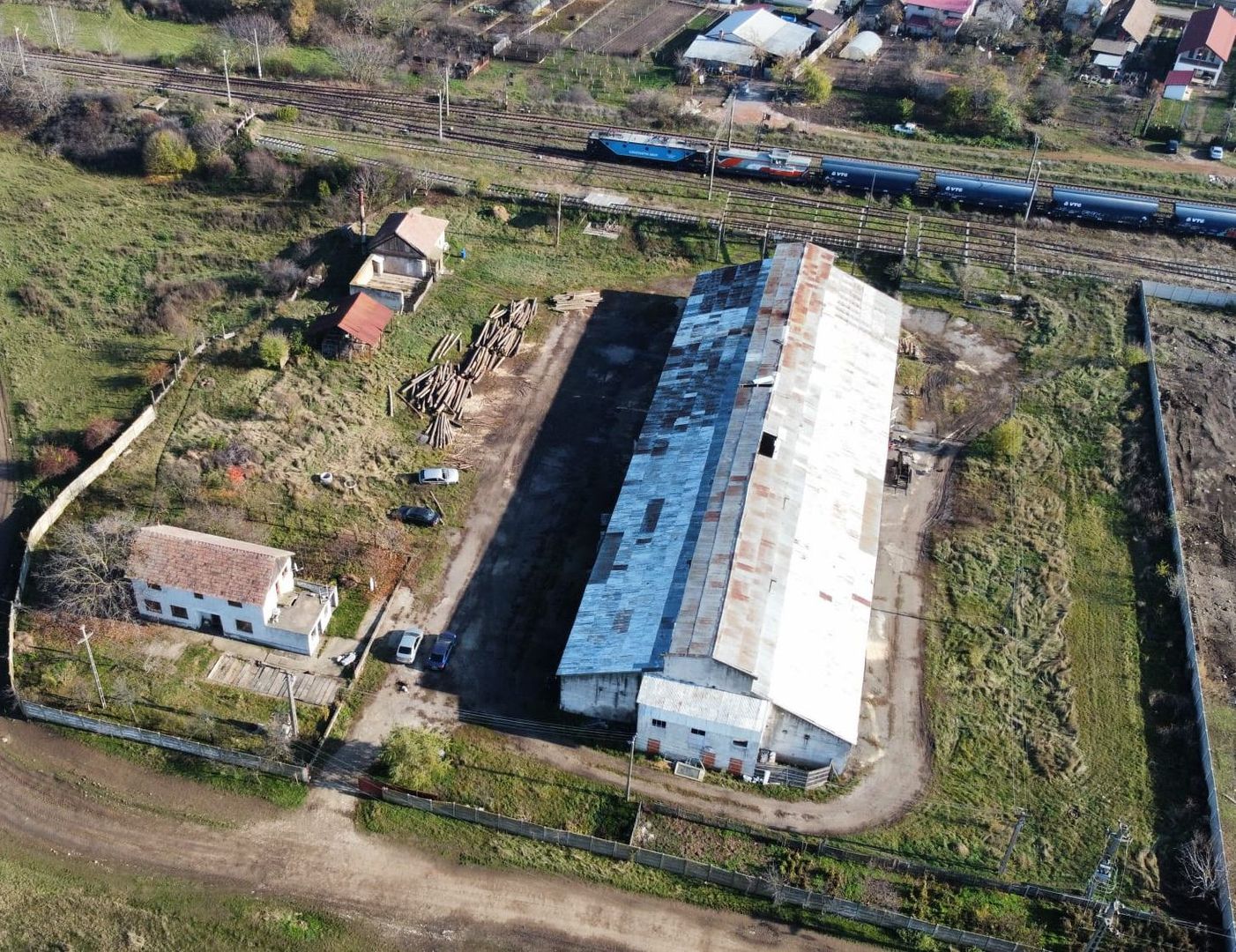 Spatiu Industrial cu rampa cale ferata - Poză 1