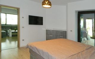 Apartament superb de 4 camere, curte proprie, zona Bartolomeu. - Poză 9