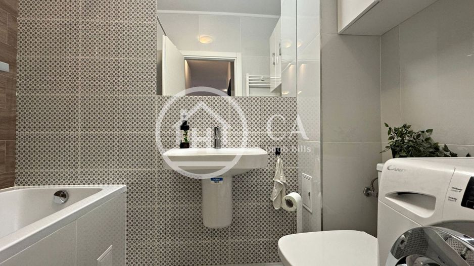 Apartament de închiriat cu 3 camere în Prima Universității, Oradea - Poză 9