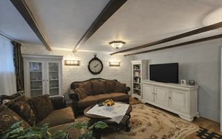 Casa individuala complet mobilata zona Lupeni, Sibiu - Poză 2