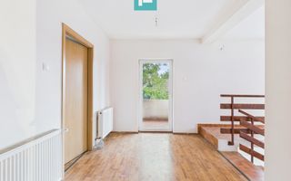 Casă cu 5 camere în Remetea Mare - Poză 2