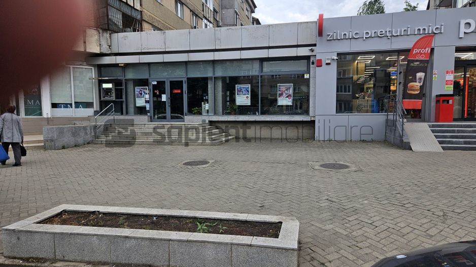 Spatiu comercial Bdul Decebal - Poză 1