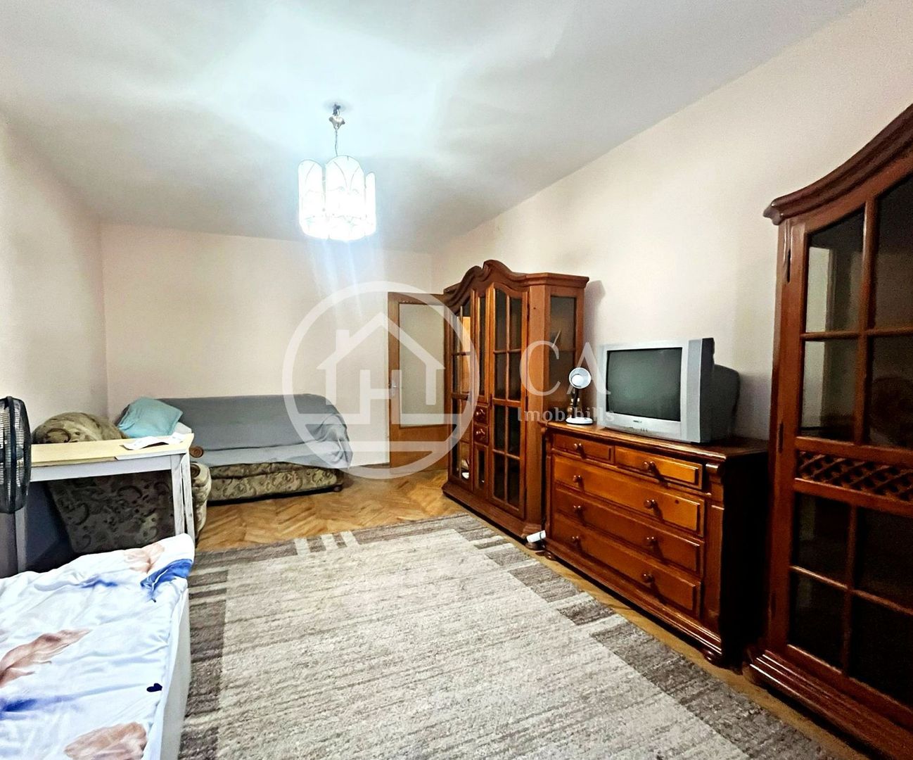 Apartament cu 3 camere de inchiriat in zona Nufarul, Oradea - Poză 2