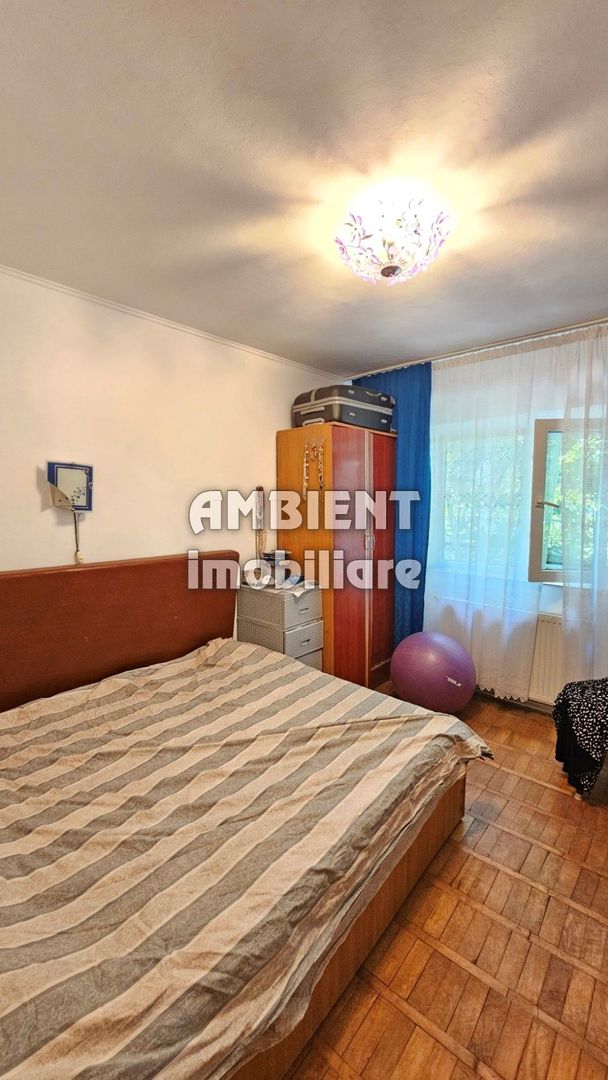 Apartament 3 camere, mobilat si utilat, etaj 4, zona CARTIER; - Poză 8