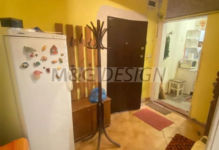 Apart la casa Bogdanestilor  curte  acces cu masina centrala proprie - Poză 12