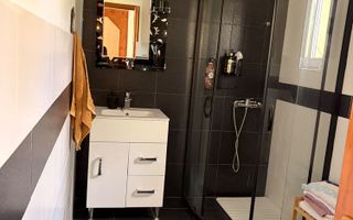 Casă cu 2 dormitoare și living spațios, 105 mp, la marginea pădurii, Strunga - Poză 5