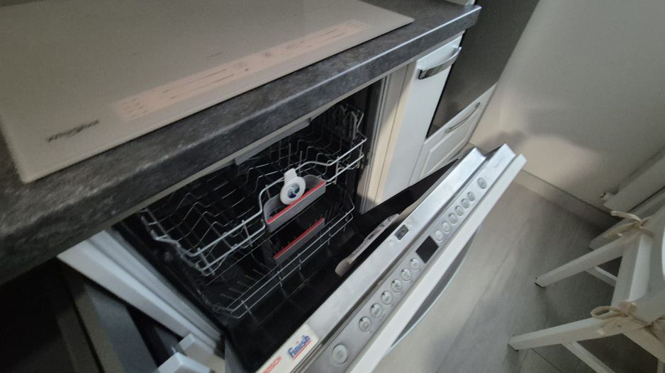 Apartamnent decomandat cu 3 camere, Sector 6 - Poză 14