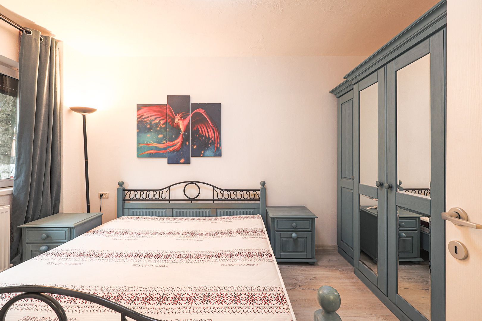 Apartament central, la parter, renovat și mobilat. - Poză 5