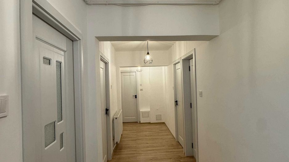 BRASADAS închiriază ap 3 cam et P/8 Cal Rahovei CT proprie. - Poză 1