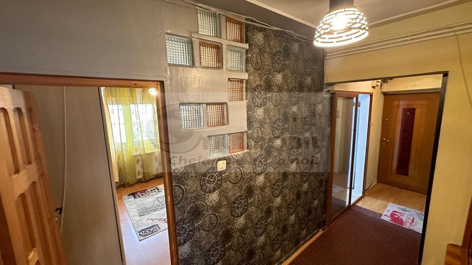 Apartament 97 mp, 4 camere decomandat, CUG-Selgros – 165.000 € - Poză 12