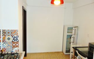 Garsoniera spatioasamobilata modern-Judetean - Poză 5