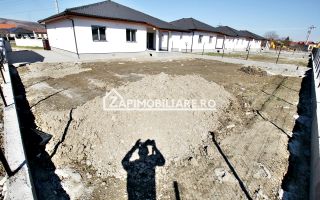 Casa 4 cam.2 băi,1 pivniță 1 dressing,500mp.teren,gard,pavaj - Poză 5