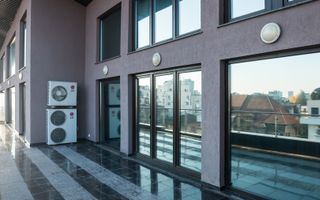 Penthouse de închiriat 5 camere Bdul Primăverii - Poză 2