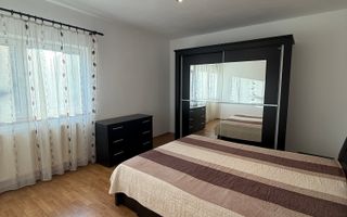 Apartament spațios cu 4 camere + garaj inclus – zona Ștrand–Tilișca - Poză 4