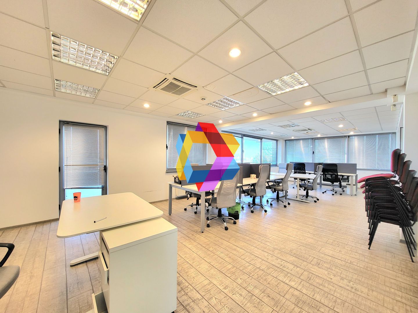 Spatiu de birouri cu priveliște - 210 mp # Plus-imo.ro - Poză 6