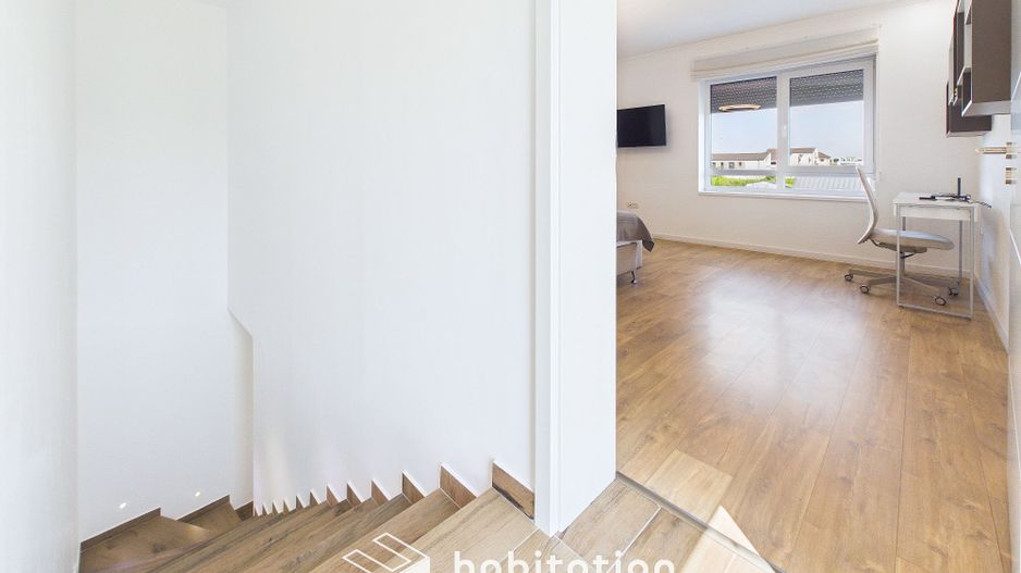 Duplex elegant si luminos, cu o curte impresionantă, Dumbrăvița - Poză 28