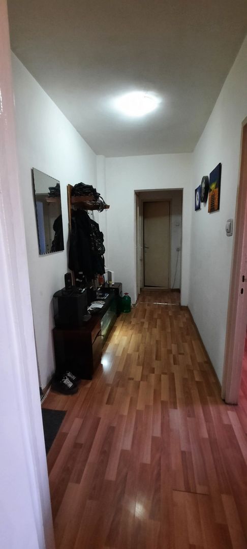 Sagului-Turist | 3 Camere | Decomandat | Etaj Intermediar. - Poză 7