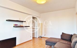 Apartament de vânzare cu 3 camere în zona Rogerius, Oradea - Poză 1