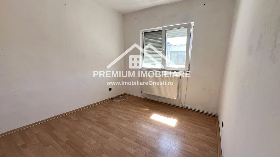 Apartament 4 camere, decomandat – Zona de Jos - Poză 2
