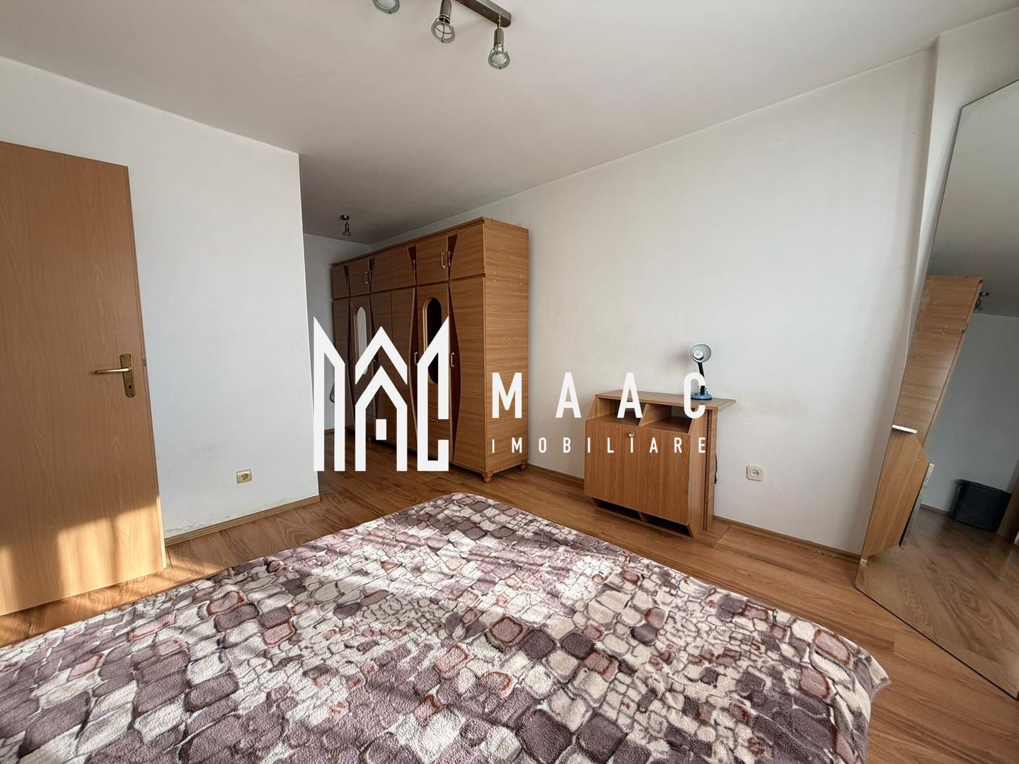 Apartament 2 Camere | Decomandat | Gradina | Parcare | Lazaret - Poză 9