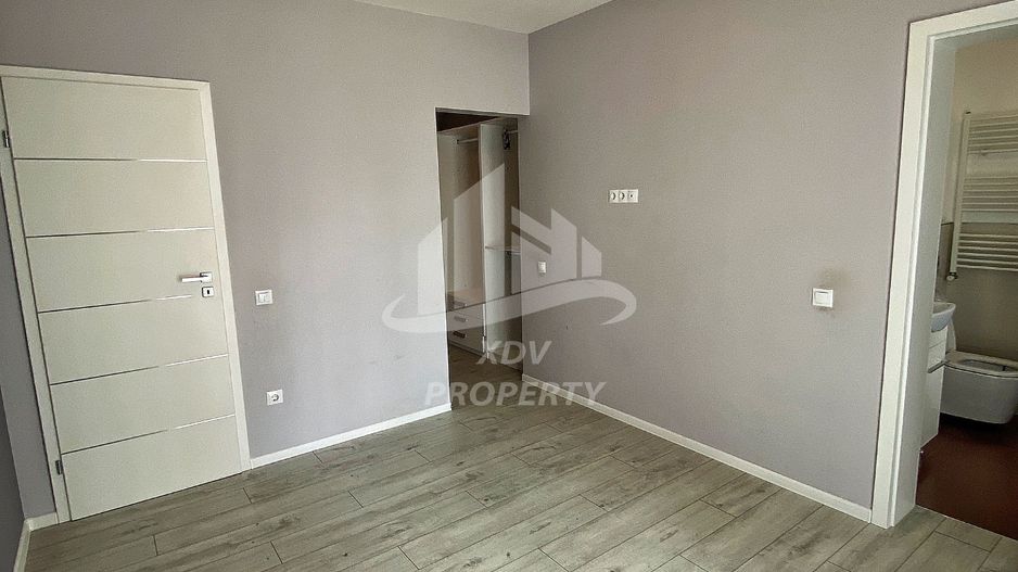 Apartament 4 camere decomandate , 2 bai, 2 balcoane,  90mpu, Sibiu - Poză 10