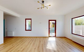 Duplex întreg cu Panouri Solare! Cu 2 intrari! - Poză 4