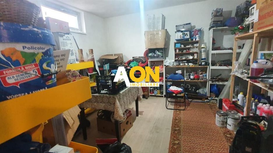 Casa 10 camere, 1000 mp teren, la asfalt, Barabant - Poză 24