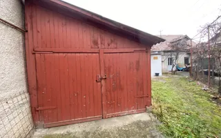 Apartament la casa | Renovat | Garaj | Curte | Lazaret - Poză 14