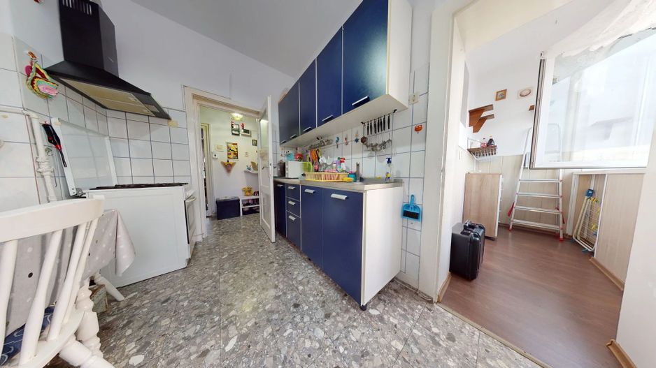 Apartament decomandat langa liceul de informatica - Poză 2