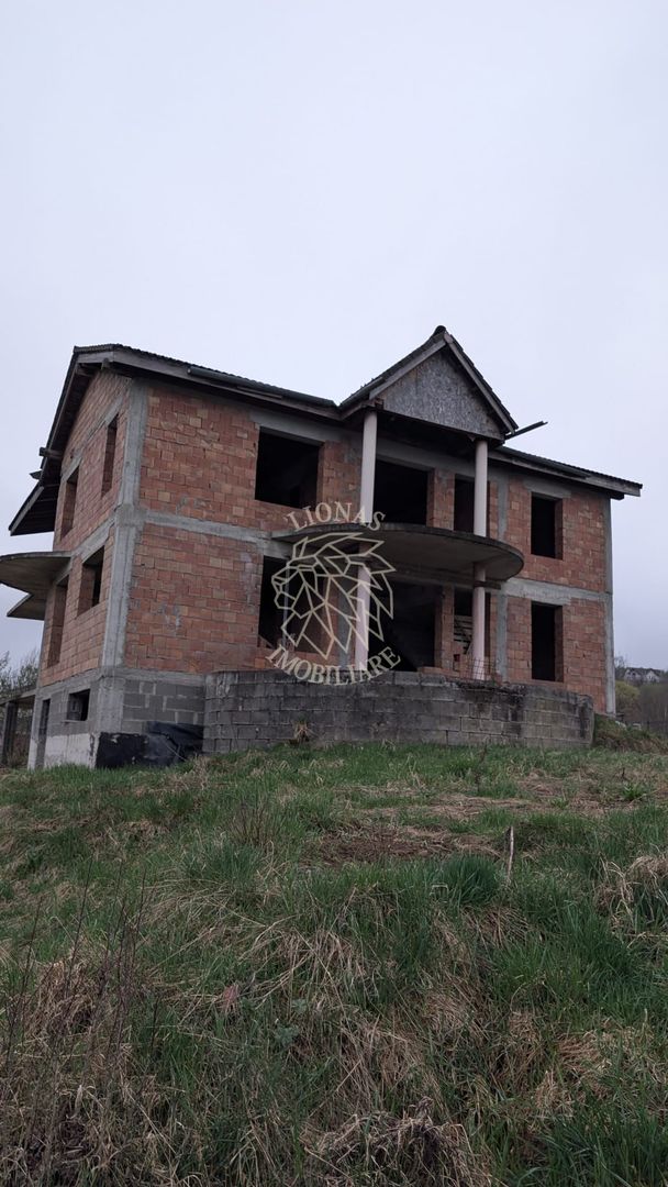 Casa 406mp con.-compartimentare apartamente-teren 600mp-Valea Ghinzii - Poză 2