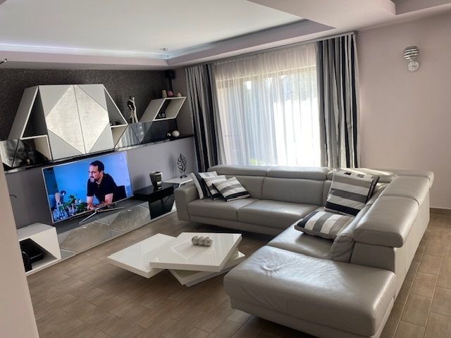 Casa individuala Dumbravita - Poză 1