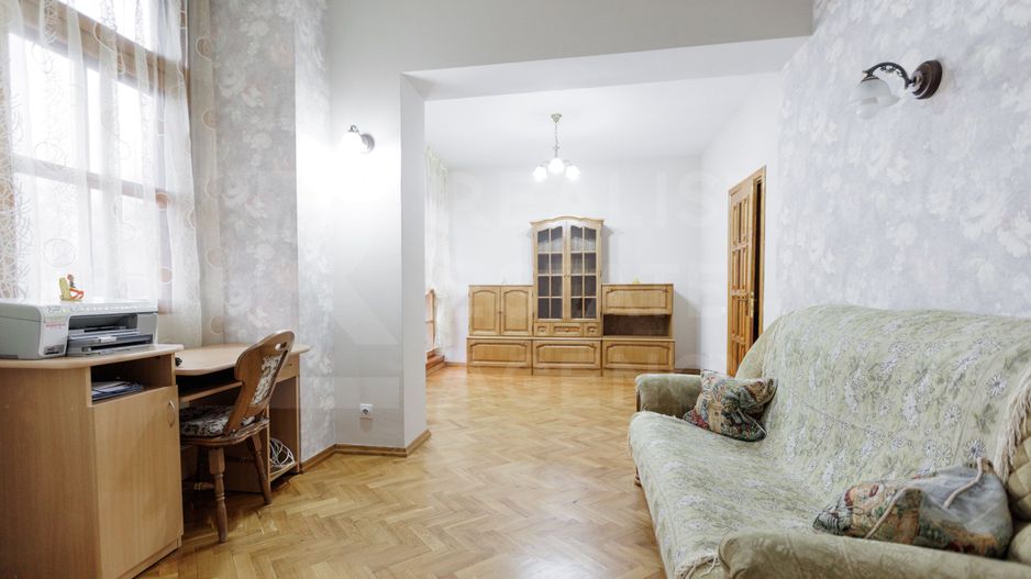 Chirie, casă, 3 nivele, 6 camere, str. Aerodromului, Râșcani - Poză 9