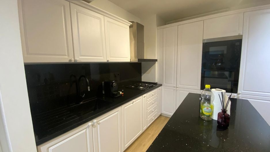 3 CAMERE || UPGROUND|| - Poză 8