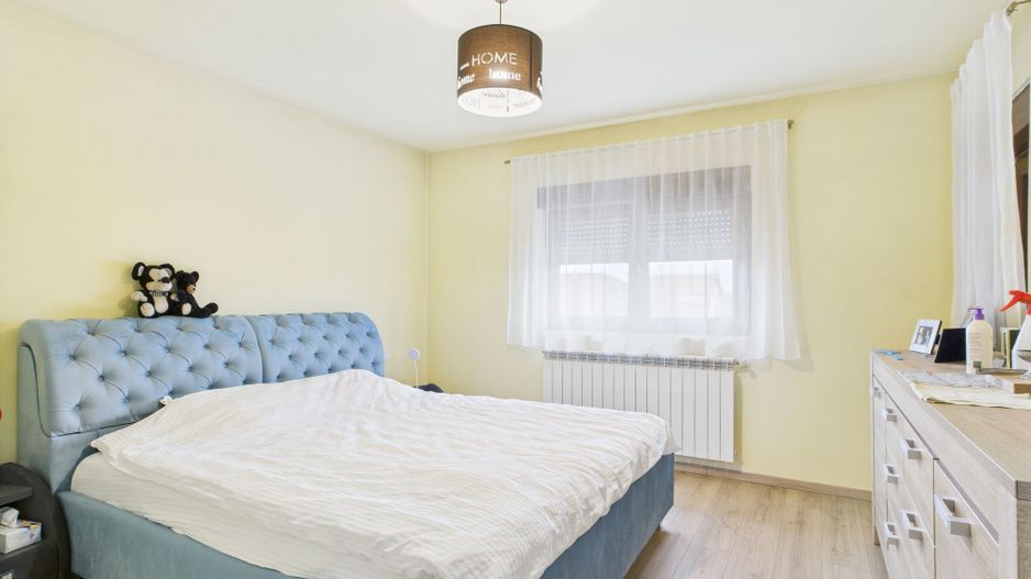 Casă individuală elegantă în Moșnița Nouă - Poză 6