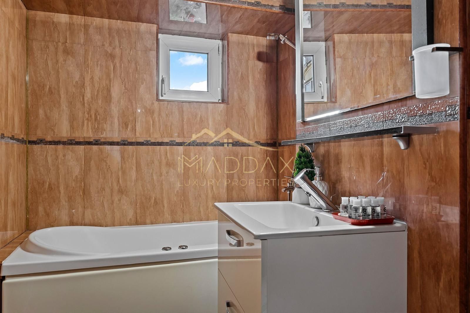 Apartament cu 4 camere***LUX***103mp // B-ul Unirii - Poză 36