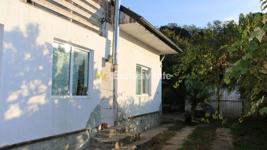 Casă cu priveliște de poveste – Crasna, Gorj - Poză 7