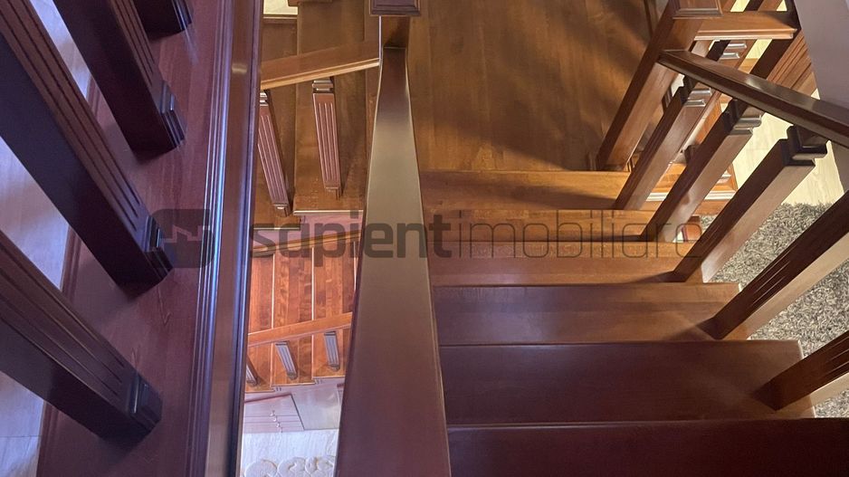 VILA IN ORADEA - Poză 15