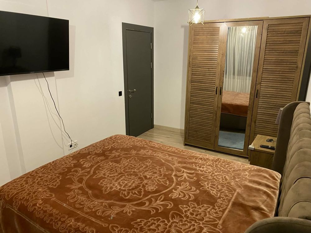 Apartament modern cu 2 camere 500euro-Zona Podu Ros-Nicolaie Iorga - Poză 4