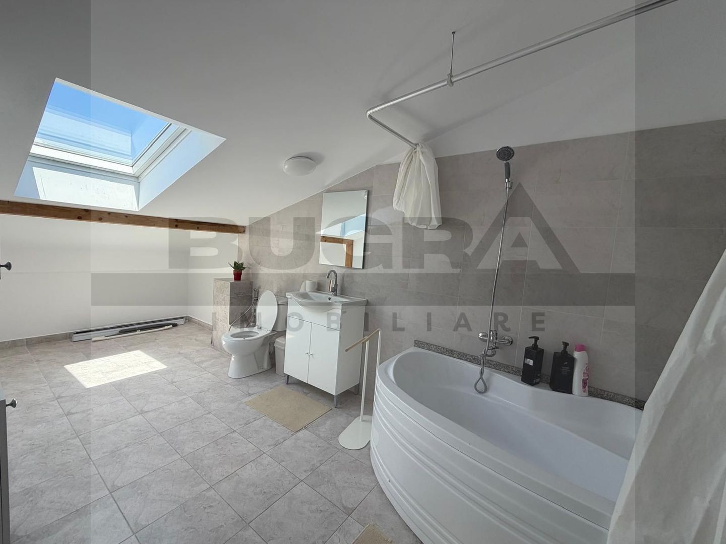 Apartament de 4 camere la casa, 120mp, parcare, zona Emerson - Poză 17