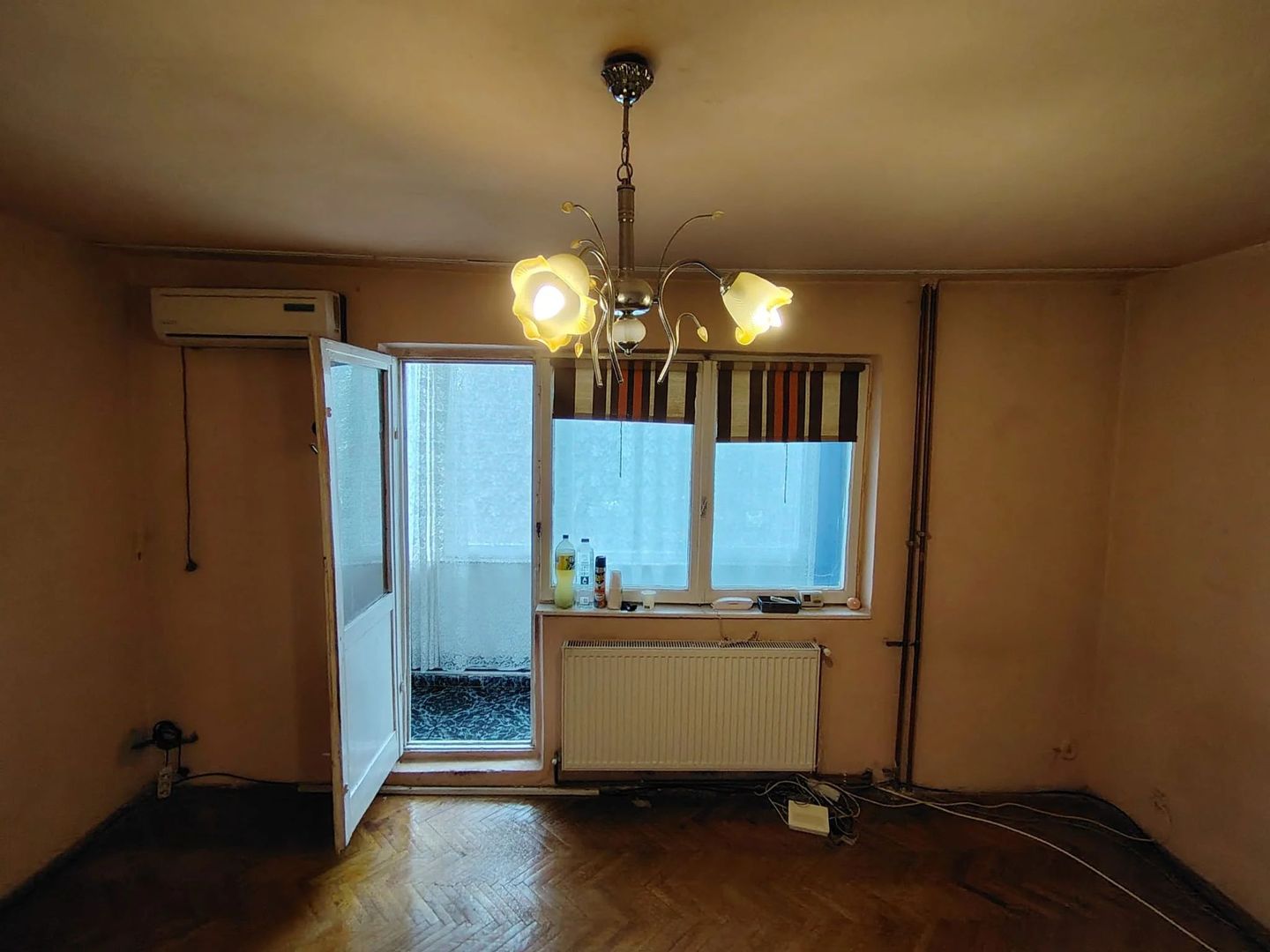 Apartament 2 Camere, Zona Cetatii, Etaj 1, Boxa inscrisa CF, Necesita renovare - Poză 2